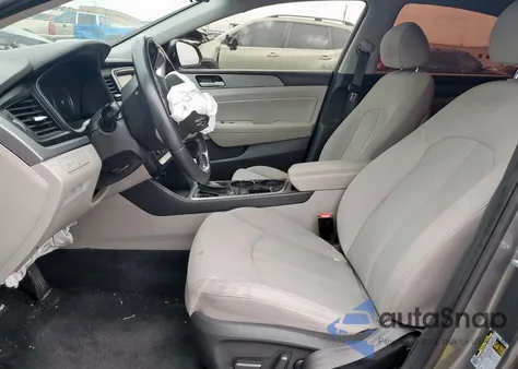 2018 Hyundai Sonata Sport z USA, uszkodzony, nr VIN 5NPE34AF3JH666605